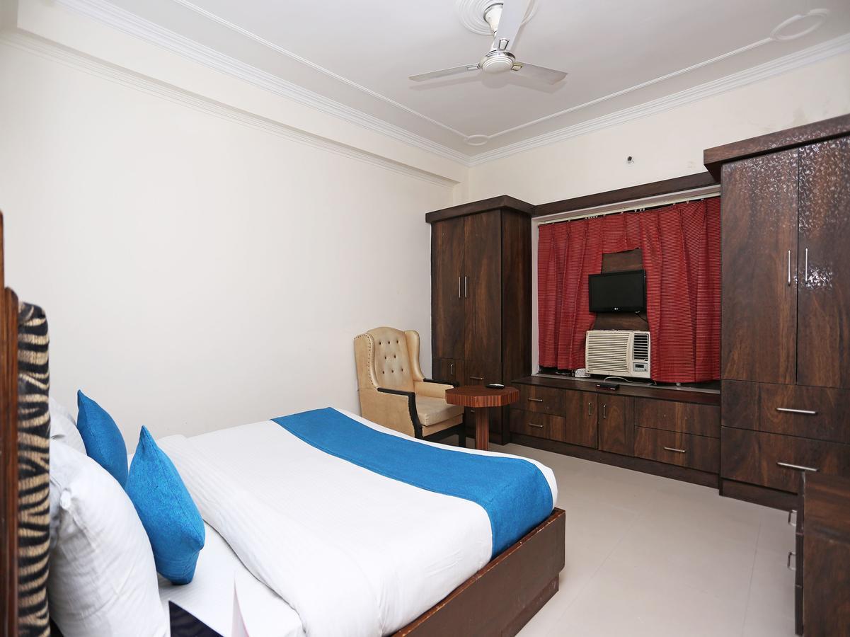 Oyo 10425 Queens Pearl Inn Dehradun Extérieur photo