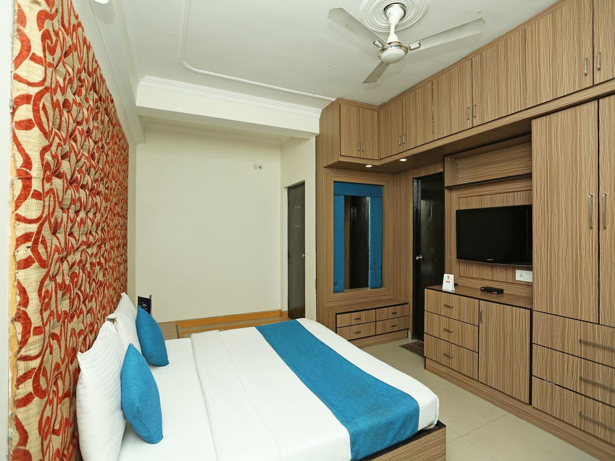 Oyo 10425 Queens Pearl Inn Dehradun Extérieur photo